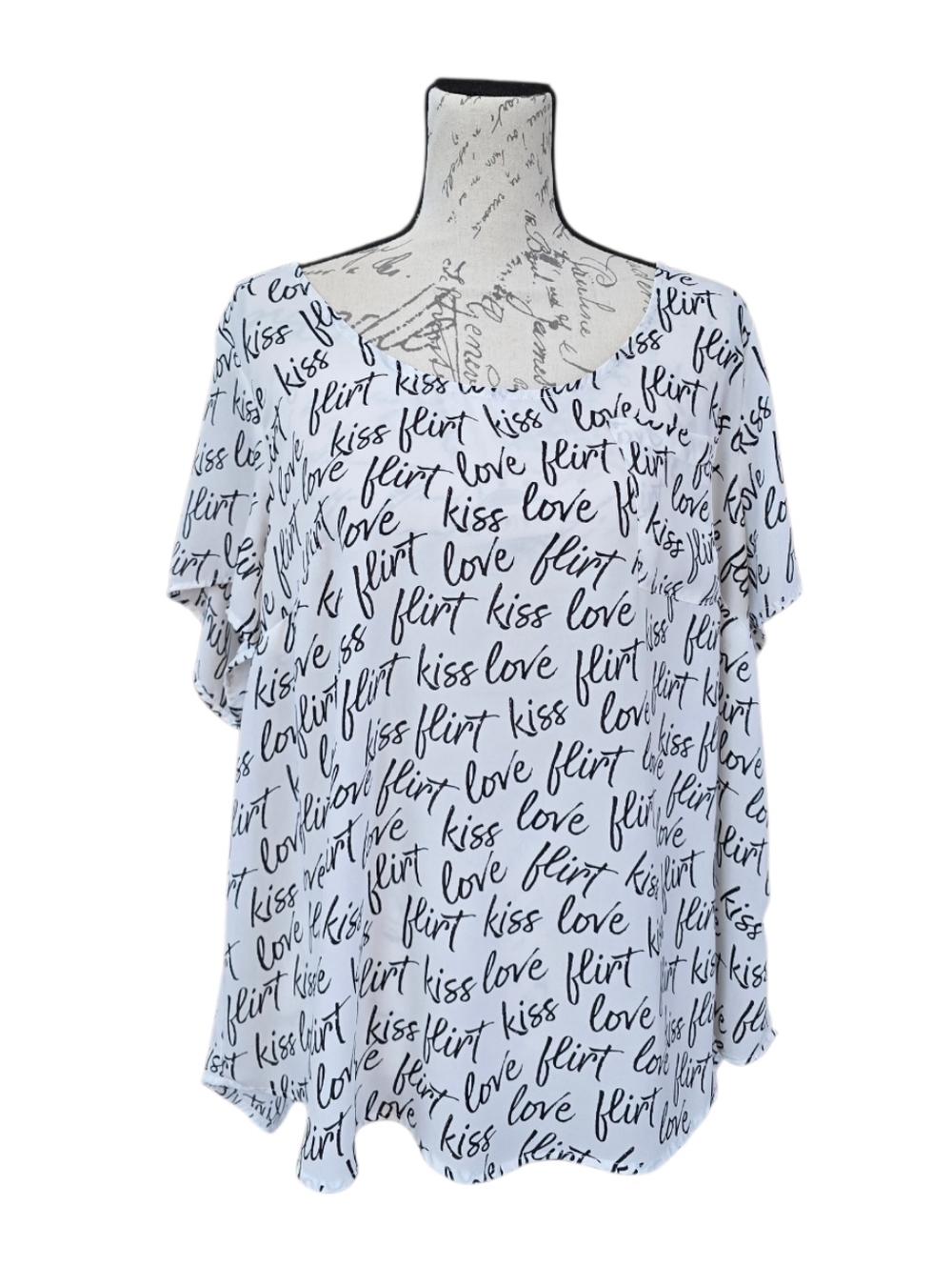 Torrid Abbey Georgette Love Kiss Flirt Black White Short Sleeve Blouse 1X